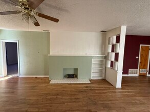 400 W Garza St in Slaton, TX - Building Photo - Building Photo