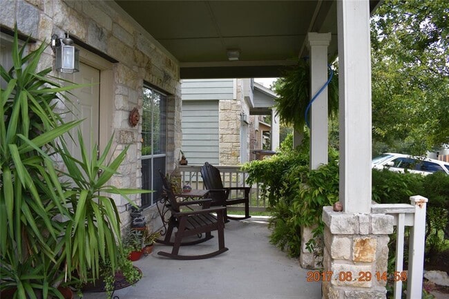 8610 Winterstein Dr in Austin, TX - Foto de edificio - Building Photo