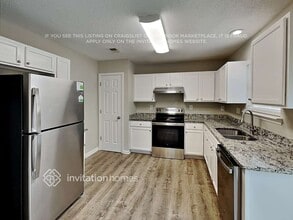 10324 Covingtonwood Dr in Charlotte, NC - Foto de edificio - Building Photo