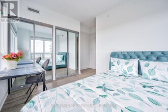 8-2708 Water Walk Dr in Markham, ON - Building Photo - Building Photo