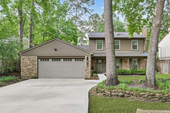 property at 5 Hickory Oak Dr