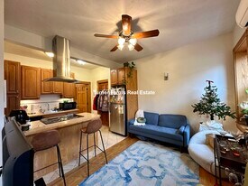 87 Myrtle St, Unit 7 in Boston, MA - Building Photo