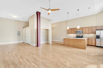 Fifth Avenue School Lofts in Pittsburgh, PA - Building Photo - Building Photo