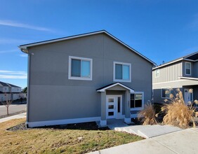 4801 Barbera St in Richland, WA - Building Photo - Building Photo