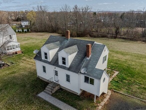 11 Piney Ridge Rd in Cromwell, CT - Building Photo - Building Photo