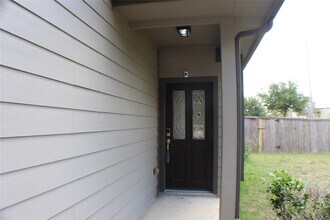 6431 Densberry Ln in Katy, TX - Building Photo - Building Photo