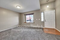 20758 E Princeton Ln in Aurora, CO - Foto de edificio - Building Photo