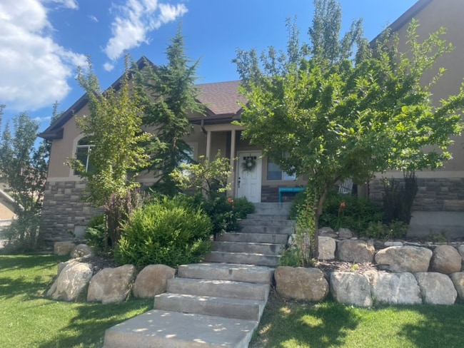property at 439 W Alpine Dr