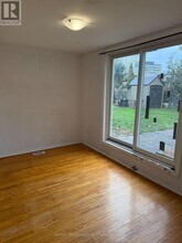 3 Lisburn Crescent in Toronto, ON - Building Photo - Building Photo