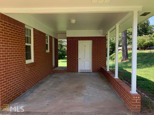 8 Stallings St in Newnan, GA - Building Photo - Building Photo