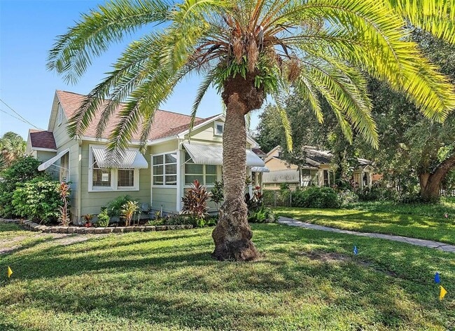 769 Kirkwood Terrace N in St. Petersburg, FL - Building Photo - Building Photo