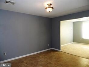 7 Sewell St in Glassboro, NJ - Building Photo - Building Photo