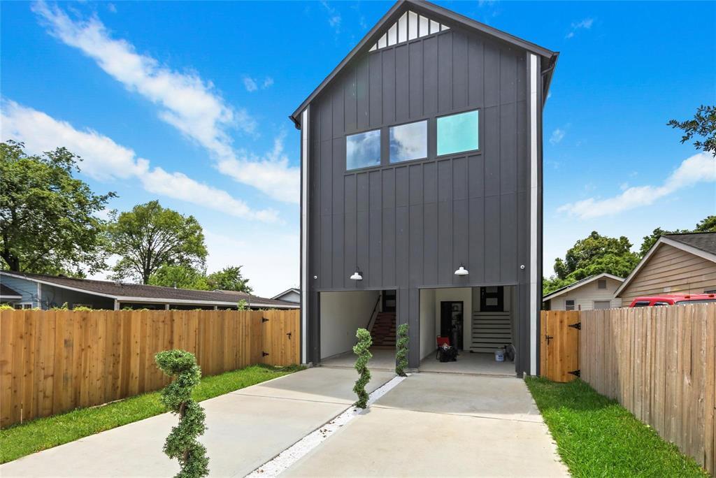 3407 Sakowitz St in Houston, TX - Building Photo