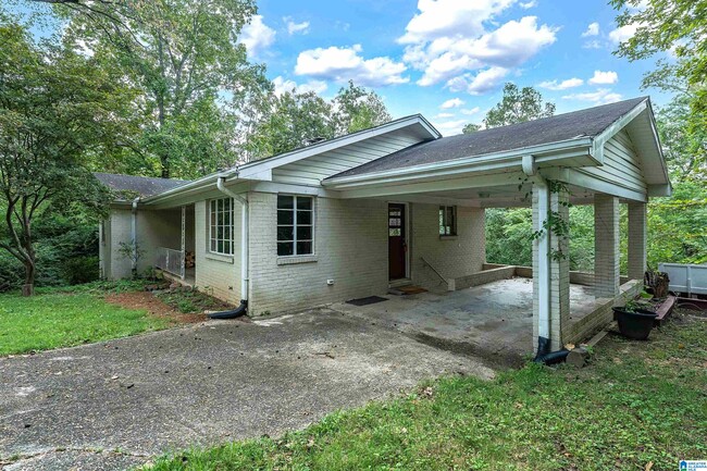 543 Rutherford Cir in Birmingham, AL - Building Photo - Building Photo