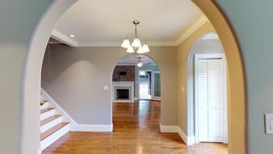 1723 Laurel Ave in Knoxville, TN - Building Photo - Building Photo