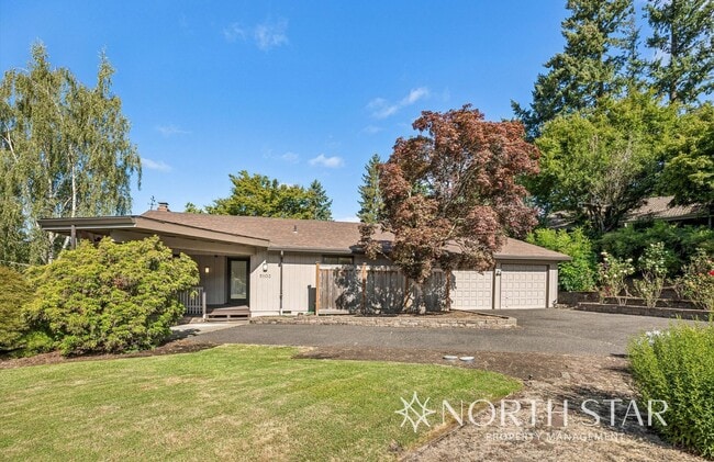 property at 5103 SW Santa Monica Ct