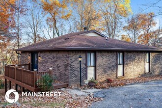 4115 Emma Lou Dr in Floyds Knobs, IN - Building Photo - Building Photo