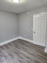 81 Sidney St in Bangor, ME - Building Photo - Building Photo