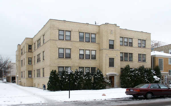 6257-6259 N Mozart St in Chicago, IL - Building Photo