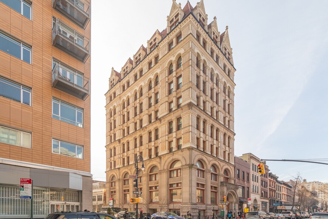 166 Montague St in Brooklyn, NY - Foto de edificio