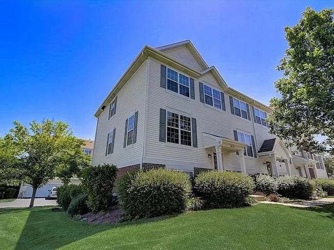 property at 1677 W Turtle Creek Ln