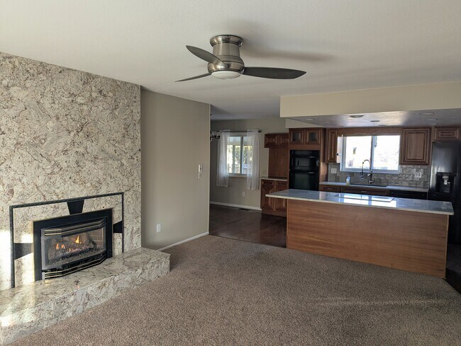 582 S Everett Ct in Lakewood, CO - Building Photo - Building Photo