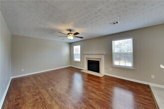 7550 Springmill Ct in Cumming, GA - Building Photo - Building Photo