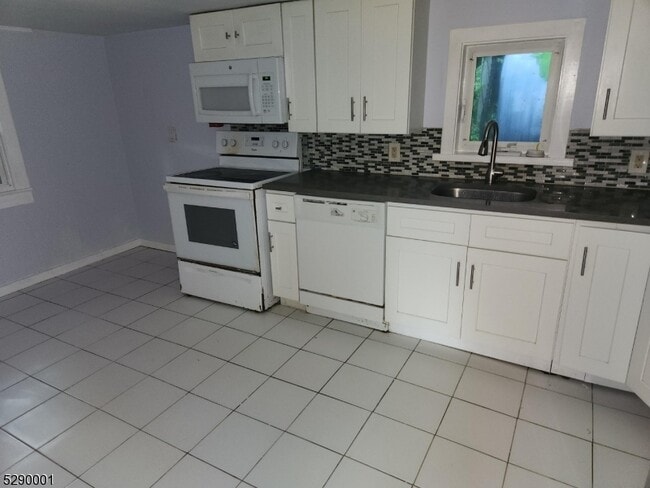 72 Glenwood Mt Rd in Vernon, NJ - Building Photo - Building Photo