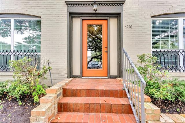 5226 Fleetwood Oaks Ave-Unit -115 in Dallas, TX - Building Photo - Building Photo