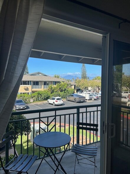 property at 46 Polohina Ln