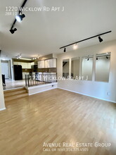 1220 Wicklow Rd in Ballwin, MO - Building Photo - Building Photo
