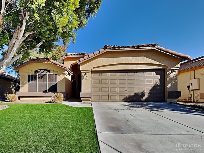 property at 1805 N 127th Dr