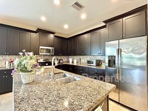 1119 Oakcrest Dr in Brandon, FL - Building Photo - Building Photo