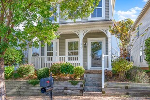 11515 McDunkeld Dr in Huntersville, NC - Building Photo
