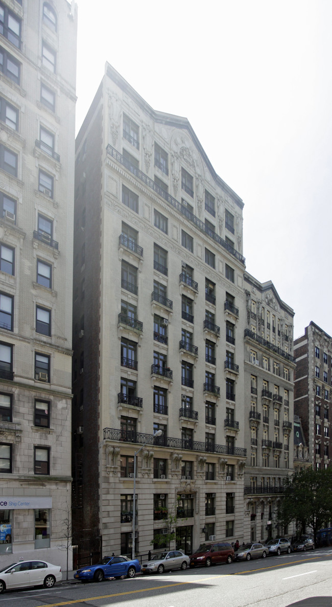 Columbia Apartments in New York, NY - Foto de edificio - Building Photo