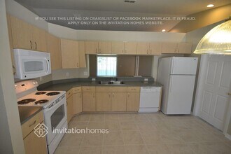 6789 Shepherd Oaks Rd in Lakeland, FL - Foto de edificio - Building Photo