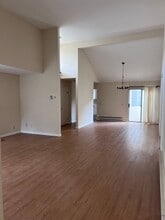 15094 Yosemite Way in Morgan Hill, CA - Building Photo - Building Photo