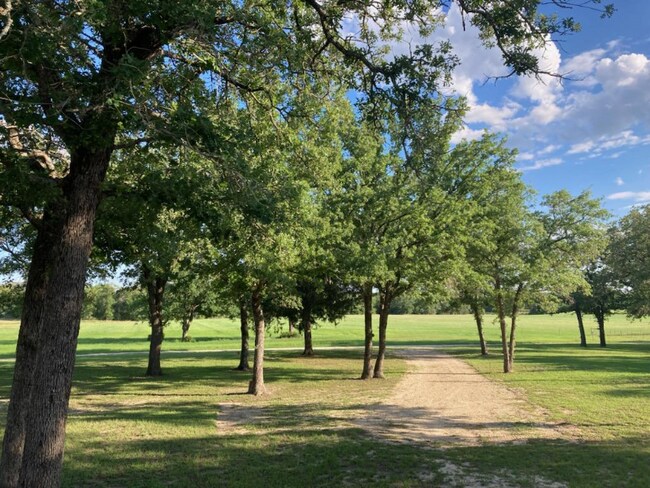 1 Thondale area in Thorndale, TX - Building Photo - Building Photo