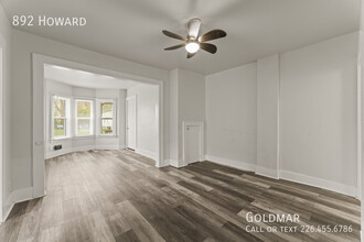 2 Bedroom 1 Bath on Howard in Windsor, ON - Building Photo - Building Photo