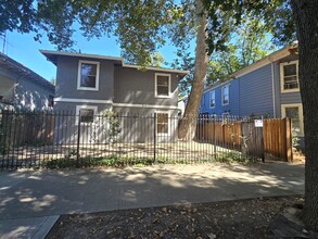 317 U St in Sacramento, CA - Building Photo - Building Photo