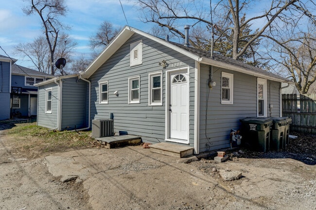4808 Hillside St in Lincoln, NE - Building Photo - Building Photo