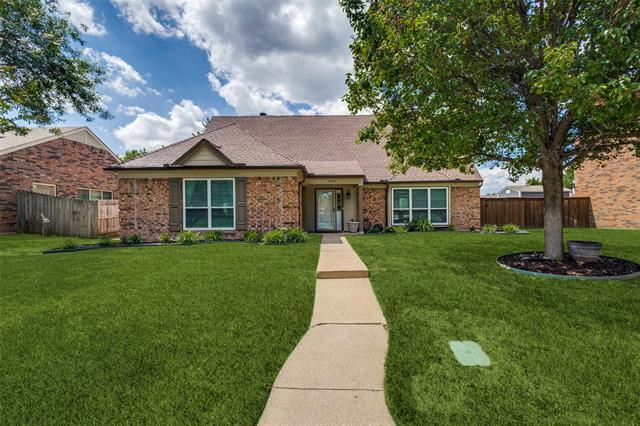 1926 Cedar Ridge Dr in Lewisville, TX - Building Photo - Building Photo