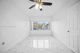 411 SW 34th Ave in Miami, FL - Building Photo - Building Photo