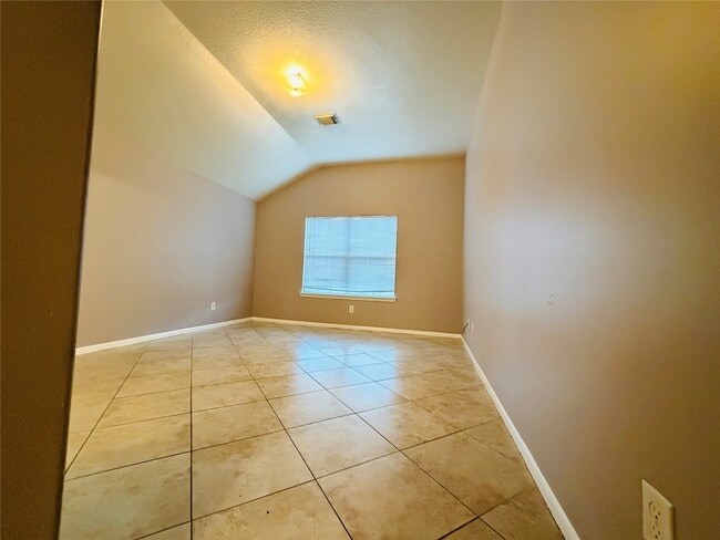 19730 Cozy Cabbin Dr