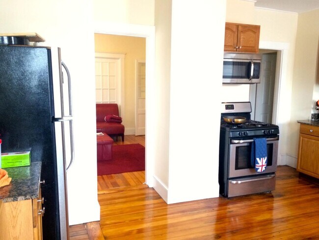 40 St Margaret St in Boston, MA - Building Photo - Building Photo
