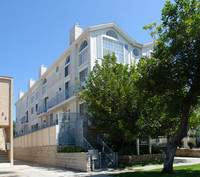 Lido Apartments - 3750 Bagley Ave in Los Angeles, CA - Foto de edificio - Building Photo