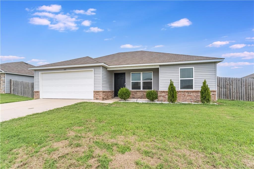 808 NW 68th Ave in Bentonville, AR - Building Photo