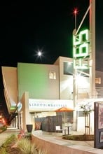 F65 Lofts in Sacramento, CA - Foto de edificio - Building Photo