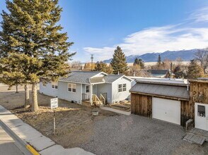401 S Main St in Twin Bridges, MT - Building Photo - Building Photo