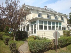 15 Warren St in Milford, CT - Building Photo - Building Photo